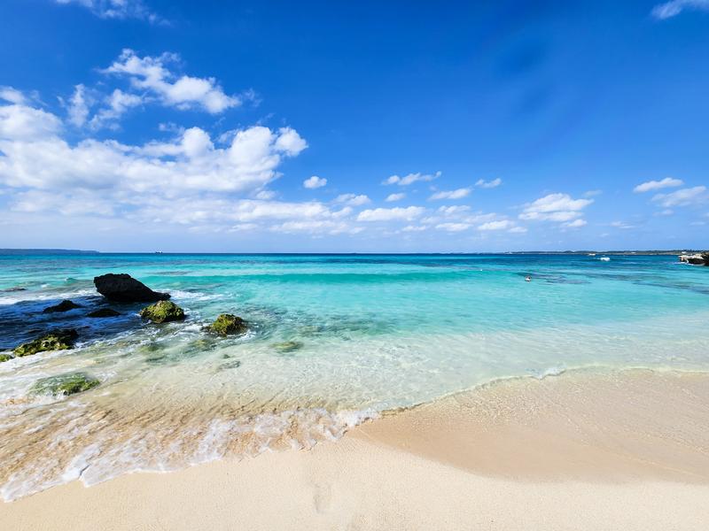Turquoise waters of Kabira Bay on Ishigaki, Okinawa