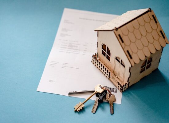 Signing a Japanese apartment rental contract