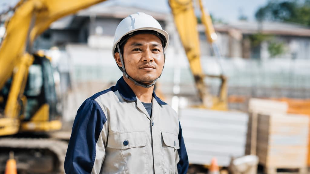 Foreign worker on a Japanese construction site under the Specified Skilled Worker visa